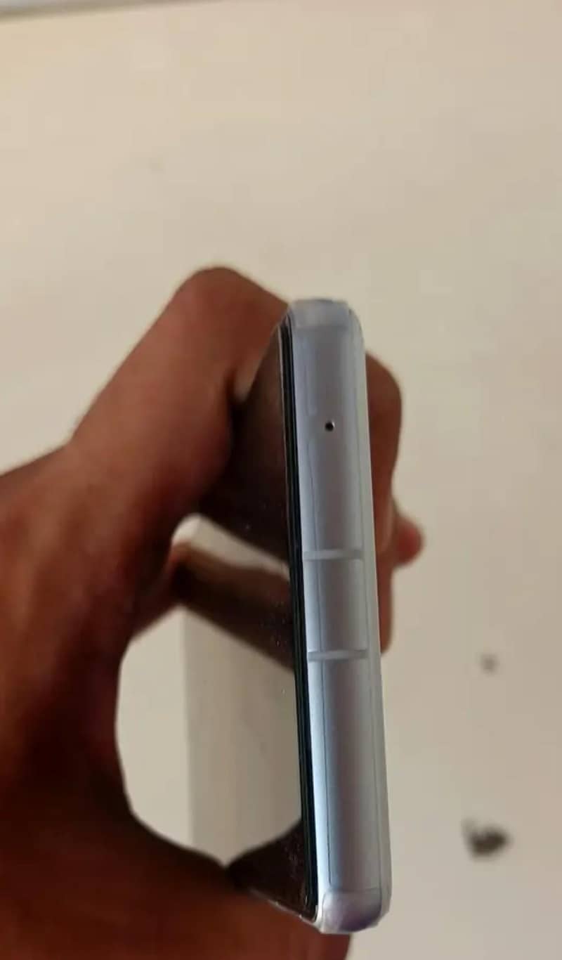 Google Pixel 7a 4