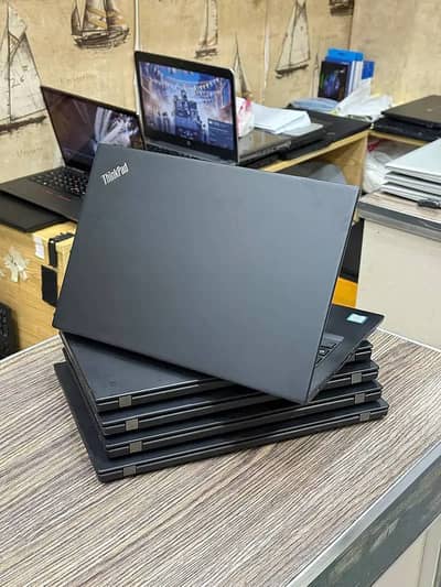 Lenovo Thinkpad X280 Core i5 8th Gen / 8GB DDR4 RAM / 128gb nvme