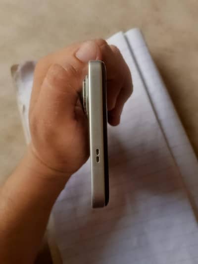 hot 60i 6+6/128