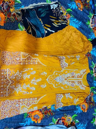 Lawn Chickenkari 3 pc suit