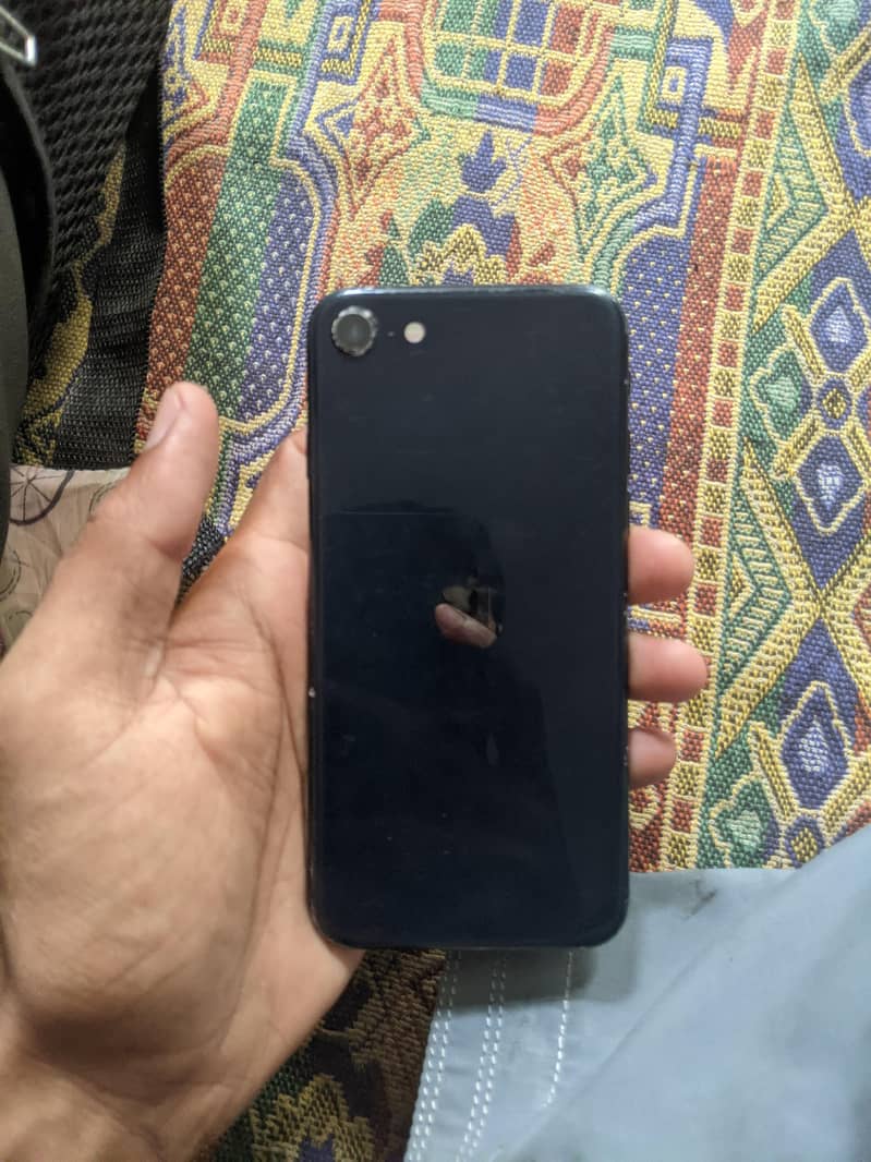 Apple iPhone SE 3