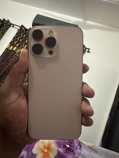 Apple iPhone 16 Pro Max