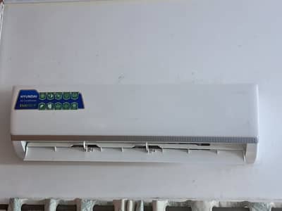 Hyundai Inverter Split AC (1.5 Ton) – Excellent Condition