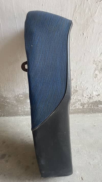 Honda 125 coustmized seat