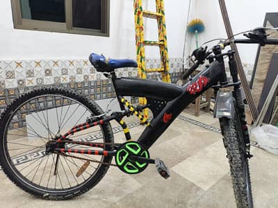 Mountain Bike 26 Inch Double Suspension - Excellent Condition