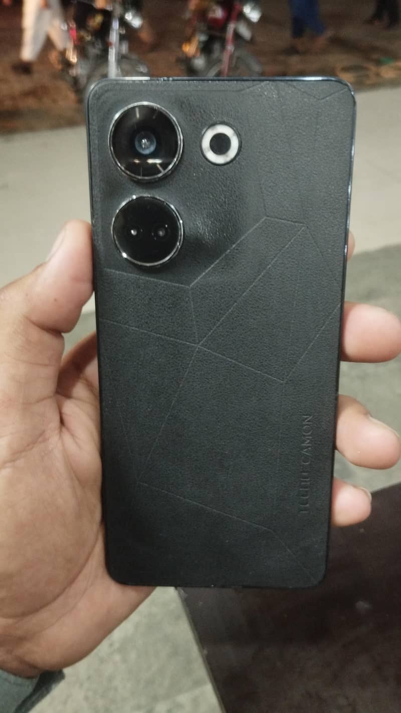 Tecno CAMON 20 Pro 0