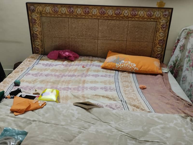 Double bed with side table and dressing table 1