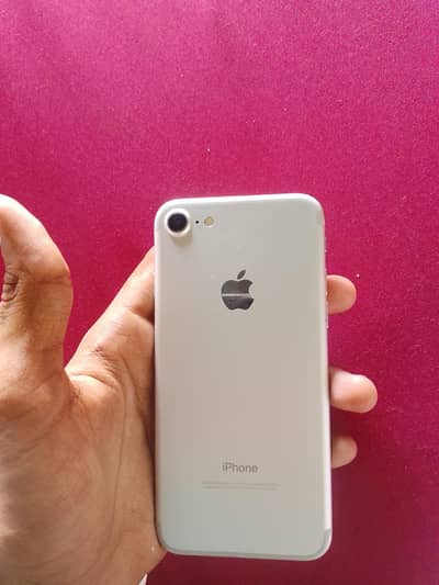 Apple iPhone 7