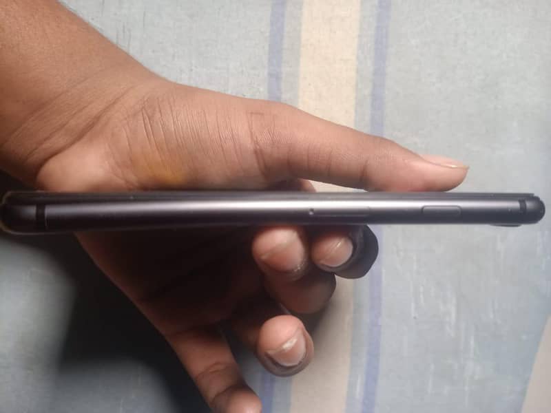 iphone 8 3