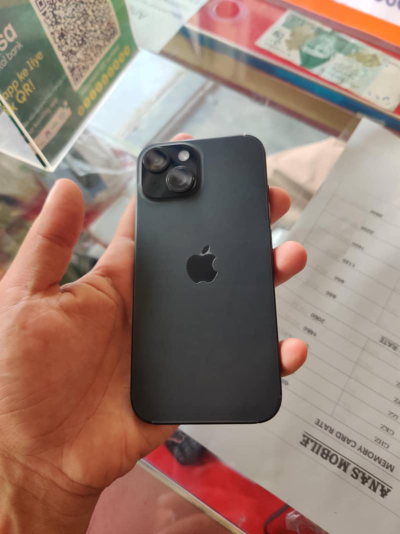 Apple iPhone 15 6