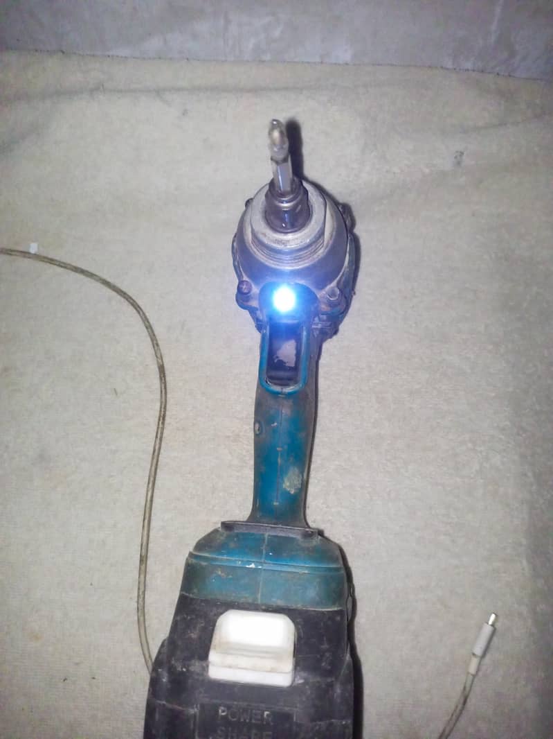 screw fix machine and drilling tool 0