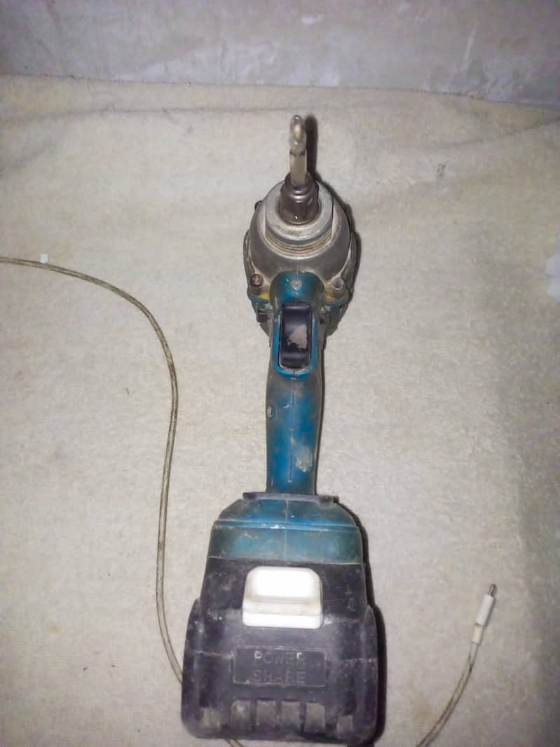 screw fix machine and drilling tool 1