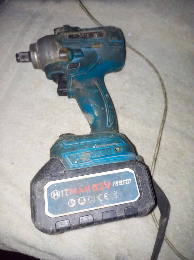 screw fix machine and drilling tool 2