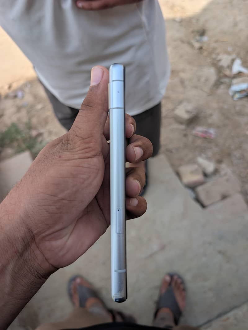 Google Pixel 7a 2