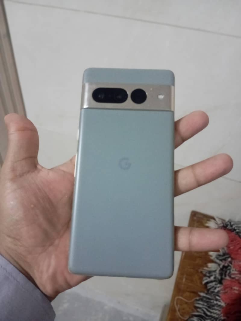 Google Pixel 7 Pro 2