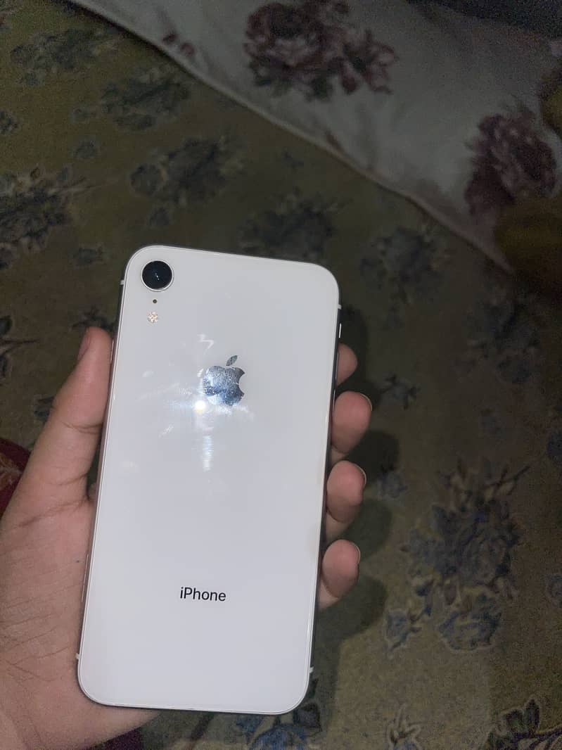 Apple iPhone XR 2