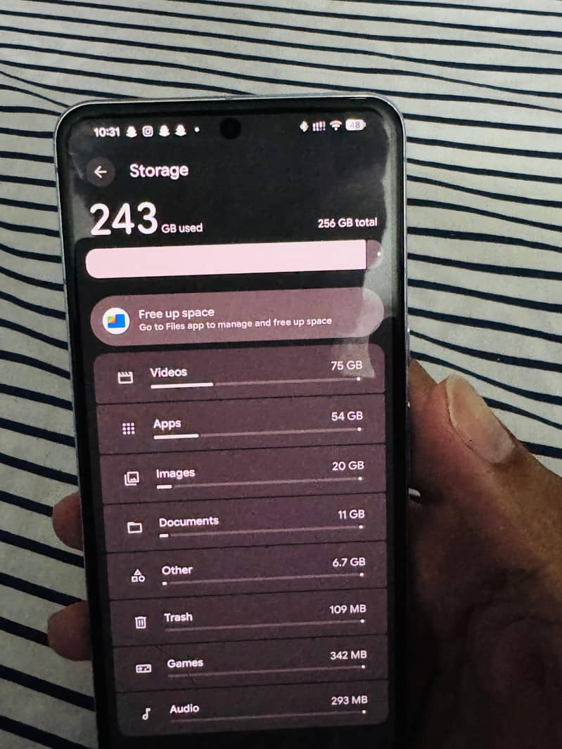 Google Pixel 8 Pro 4