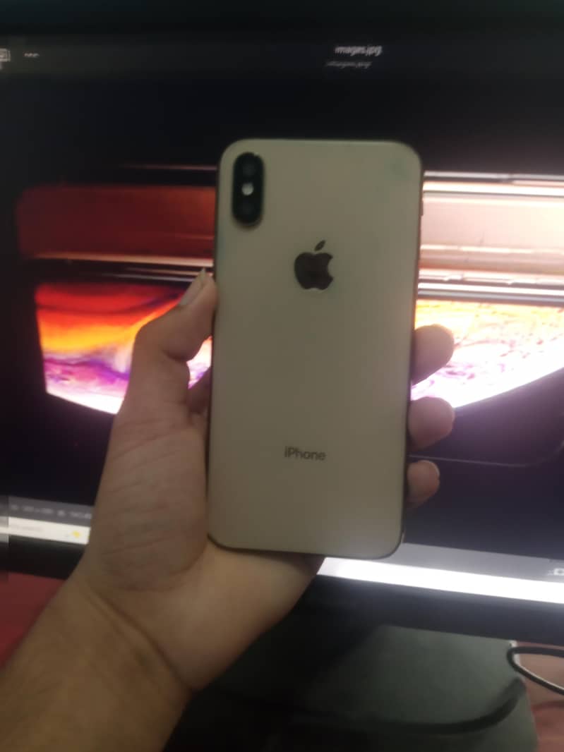 Apple iPhone XS 7