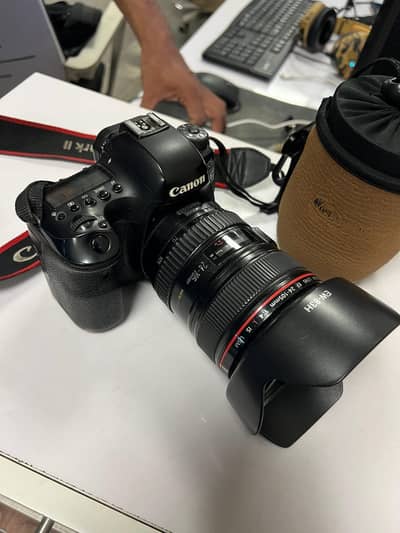 Canon 6D Mark II Complete Photography Kit For Sale 