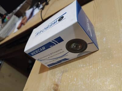 headphones, webcam, speakers, microphone, keyboard, hdd enclosure