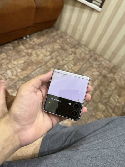 Samsung Mobile Z Flip 3
