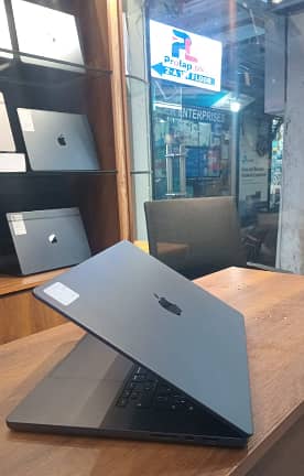 MacBook Pro M4 Pro 2024 | 48GB RAM | 512GB SSD