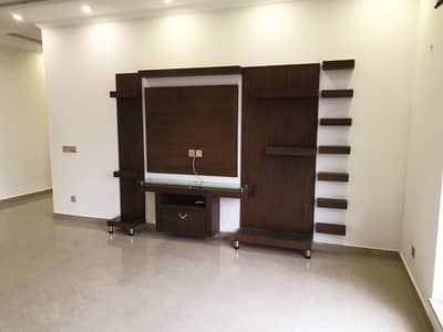 550 Square Feet Flat In Bahria Town For sale At Good Location