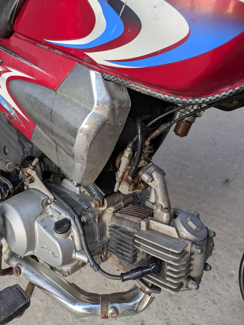 Yamaha Junoon 1