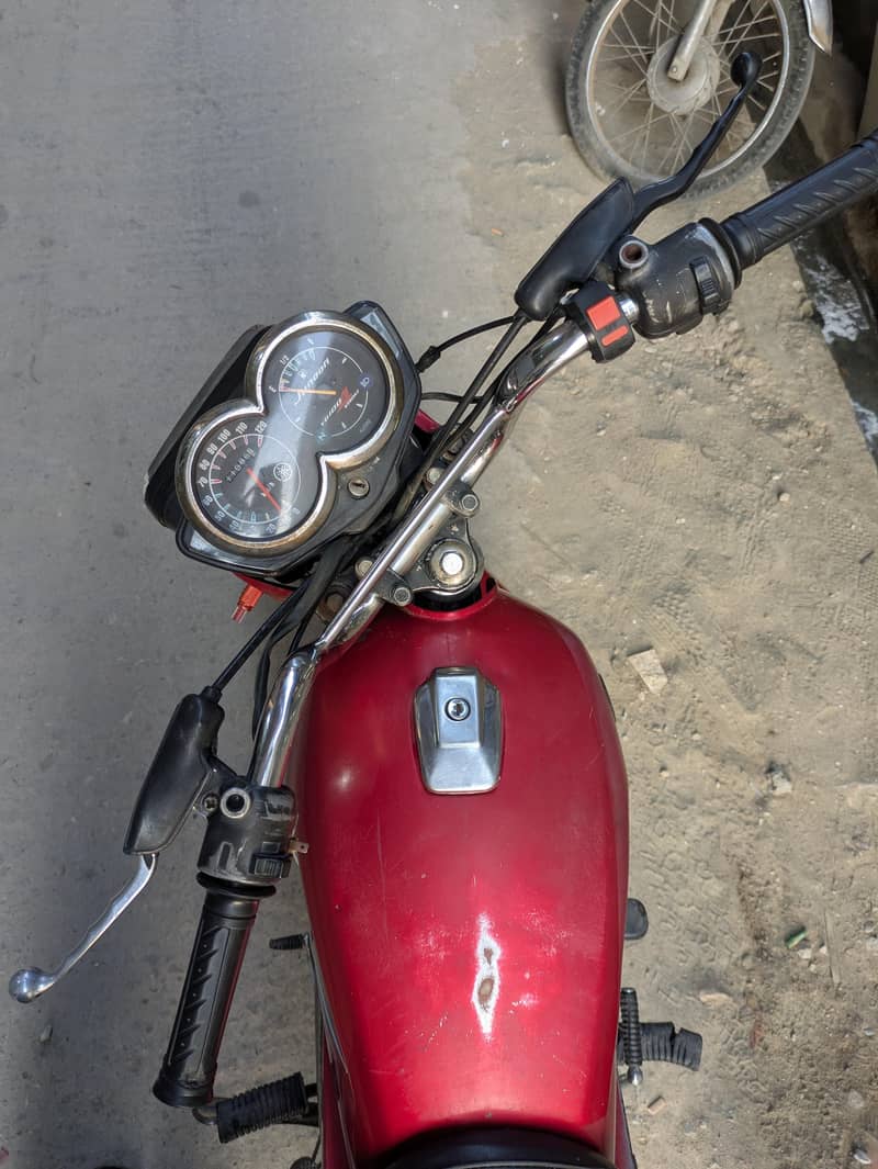 Yamaha Junoon 4