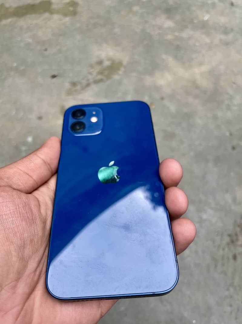 Apple iPhone 12 5