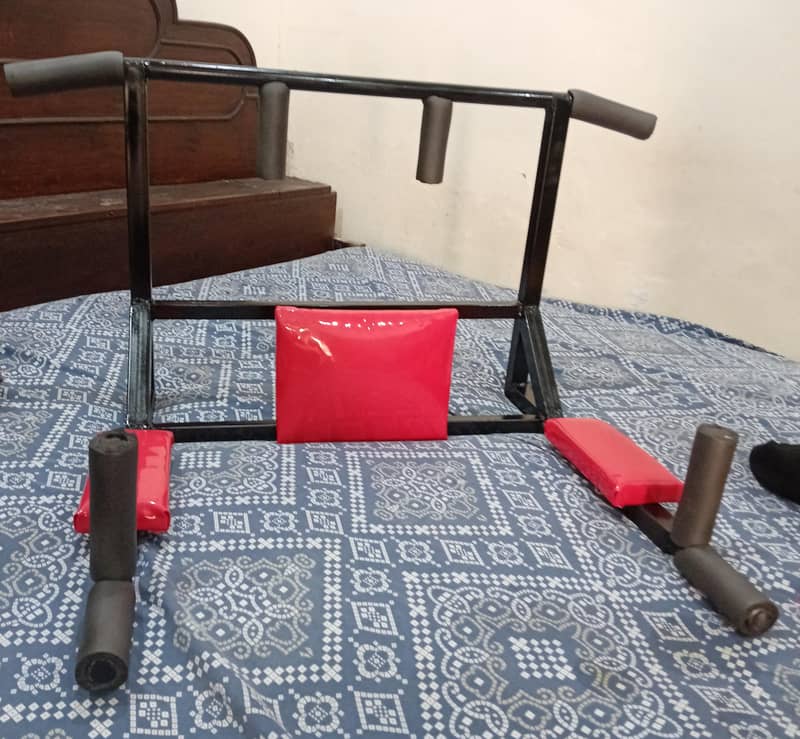 pull up bar 0