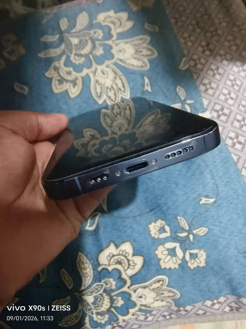 Apple iPhone 13 Pro 0