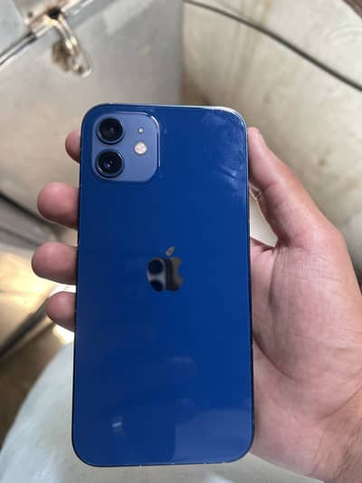 Apple iPhone 12