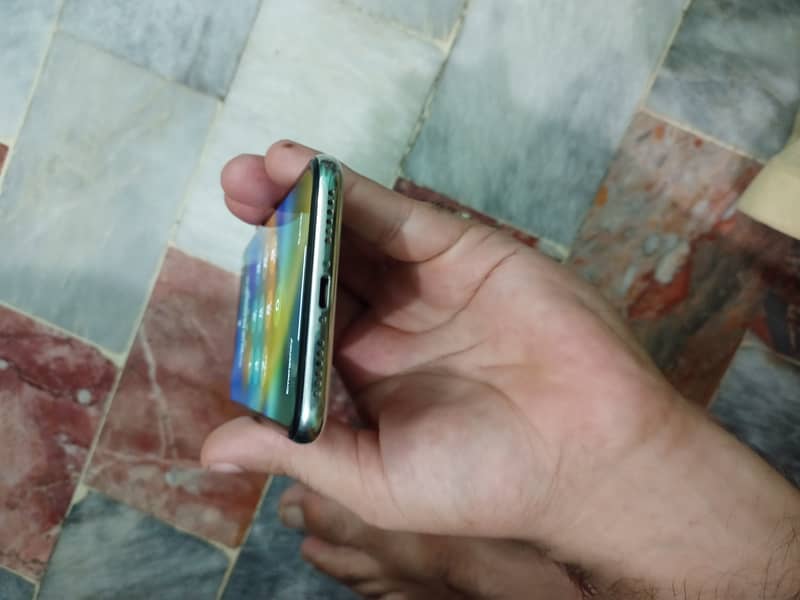 Apple iPhone X 2