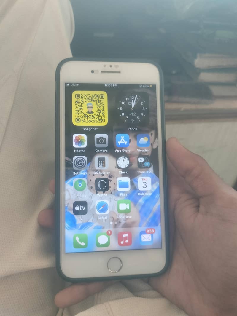 Apple iPhone 7 Plus 6