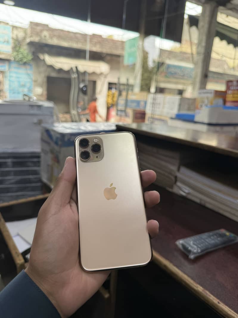 Apple iPhone 11 Pro 5