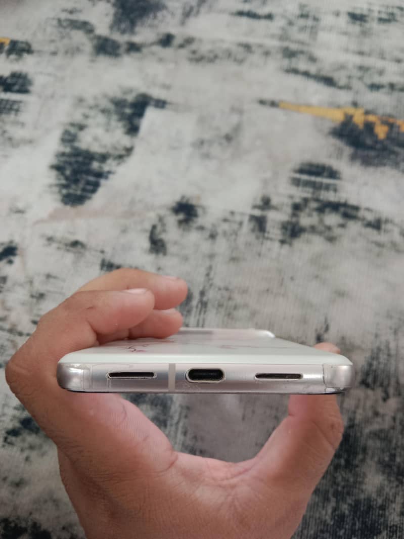 Google Pixel 8 Pro 3