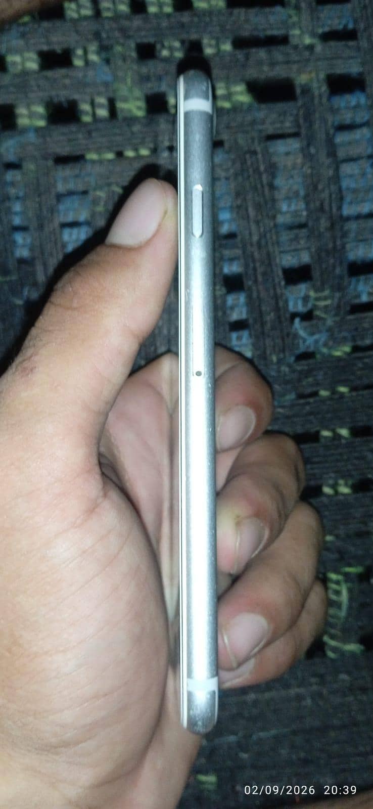 Apple iPhone 7 0