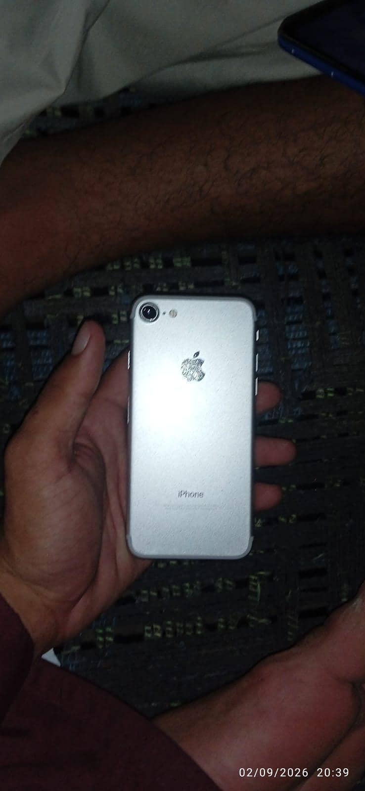 Apple iPhone 7 2