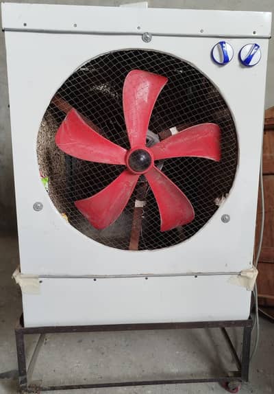 Mist Fan – Powerful Cooling & Fresh Air