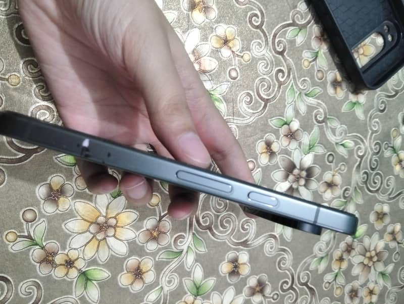 Google Pixel 9 Pro 2