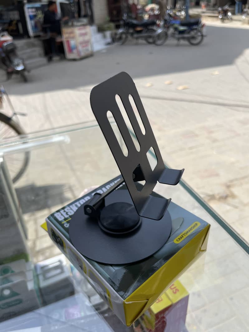 Mobile Stand 4