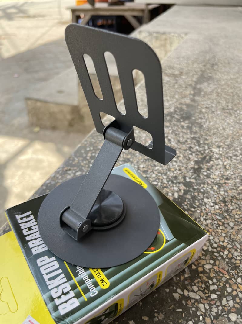 Mobile Stand 5
