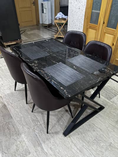 Multiple house-hold furniture for sale in good condition