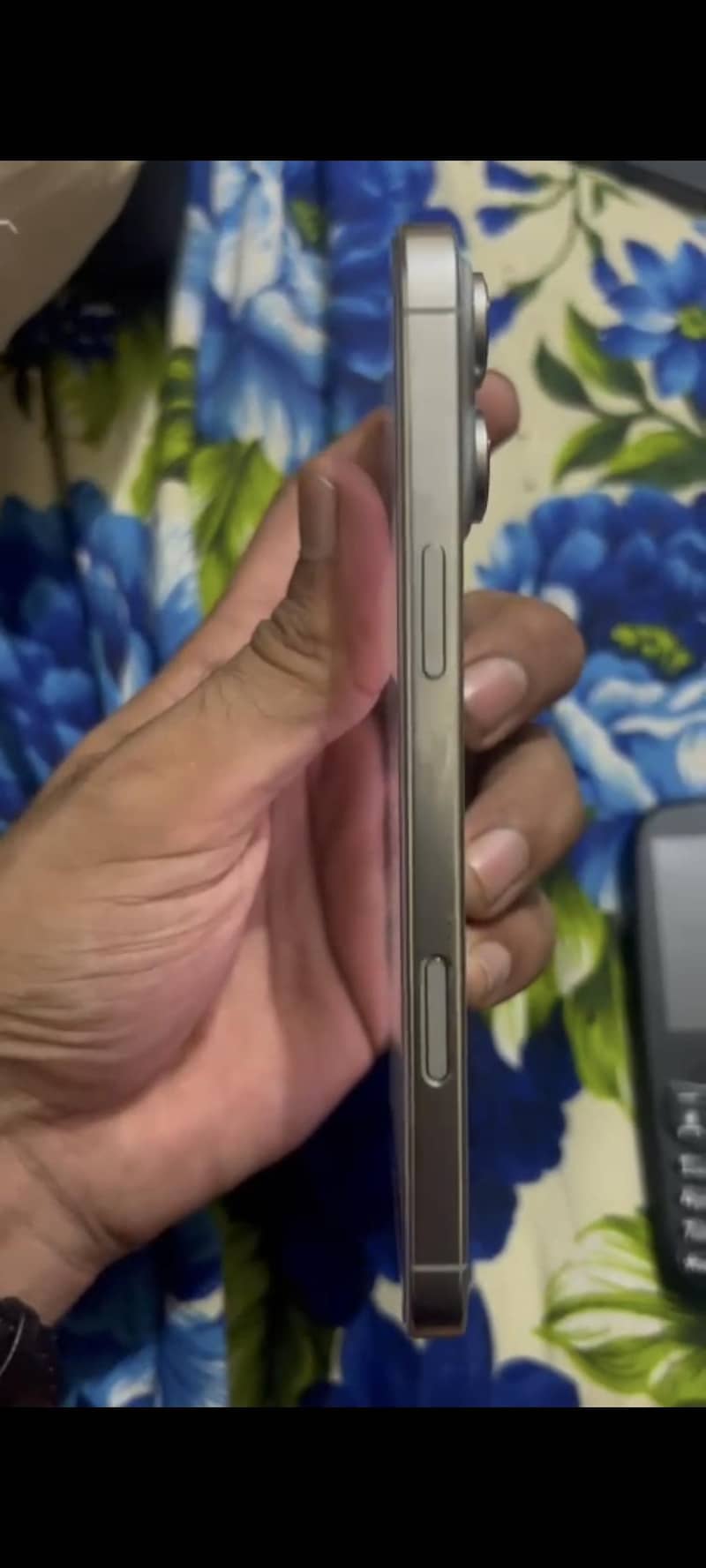 Apple iPhone 16 Pro Max 3