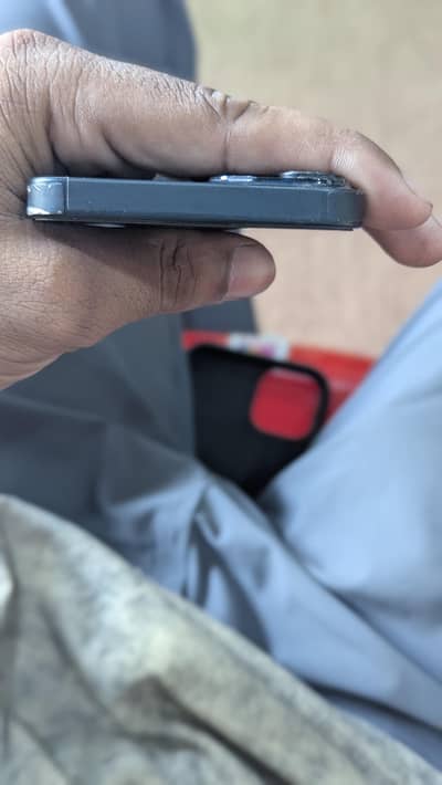 Apple iPhone 14