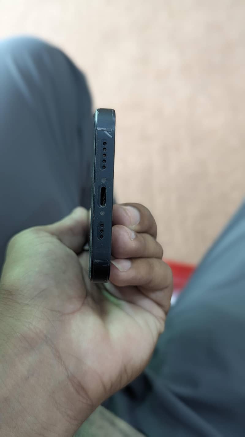 Apple iPhone 14 2