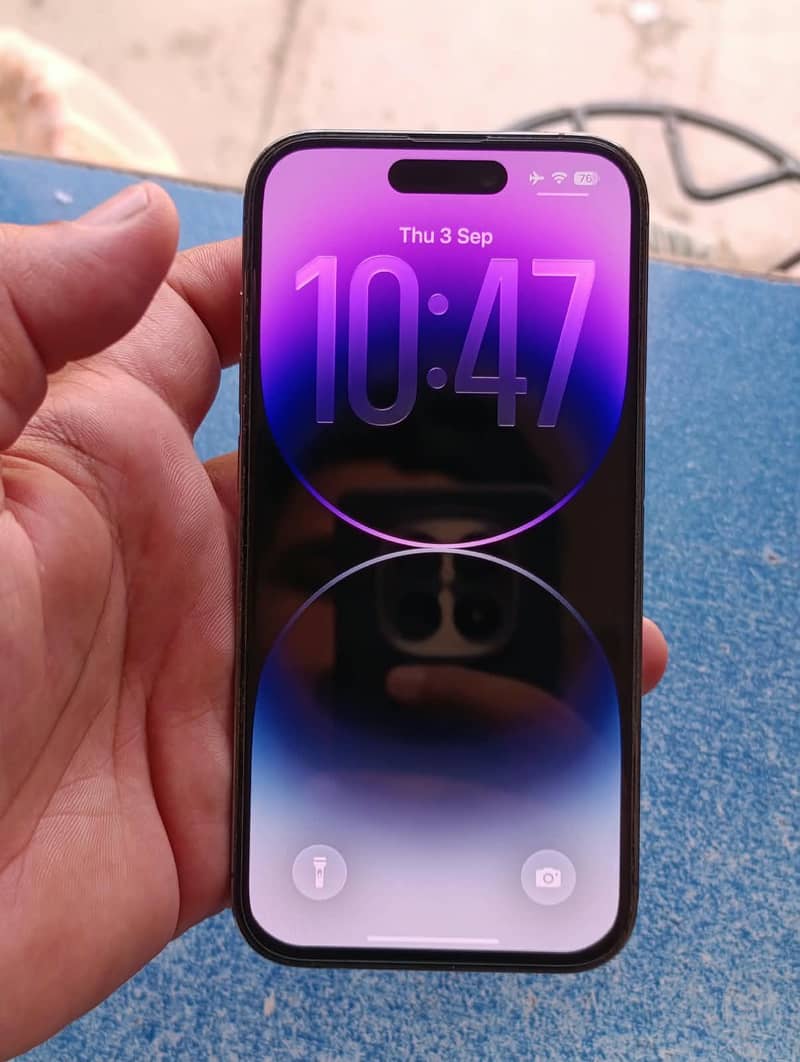 Apple iPhone 14 Pro 1