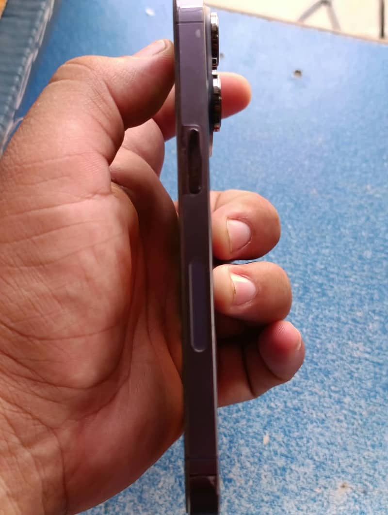 Apple iPhone 14 Pro 3