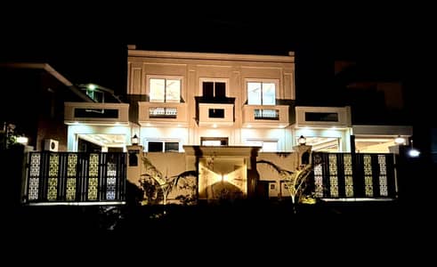G/11 25x50 4bed margala face single unit like brand new house available for sale